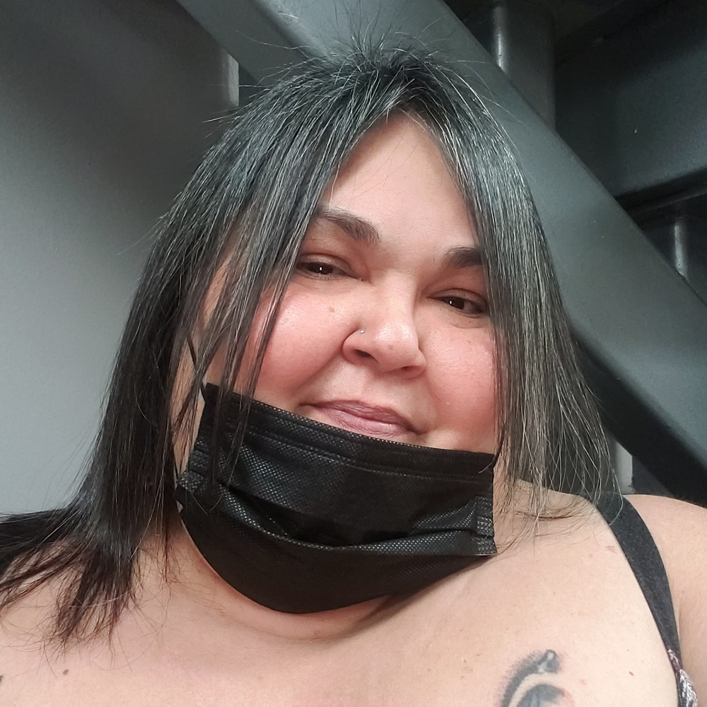Meet your Posher, Lorena